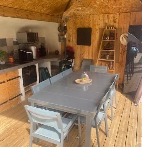 Climatisee Calme Avec Bassin Prive Et Grande Piscine Partagee A St Aygulf Fréjus